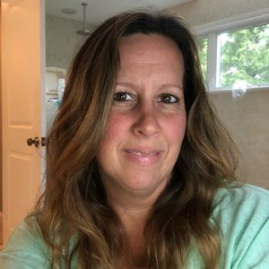 Meet your Posher, Jenn